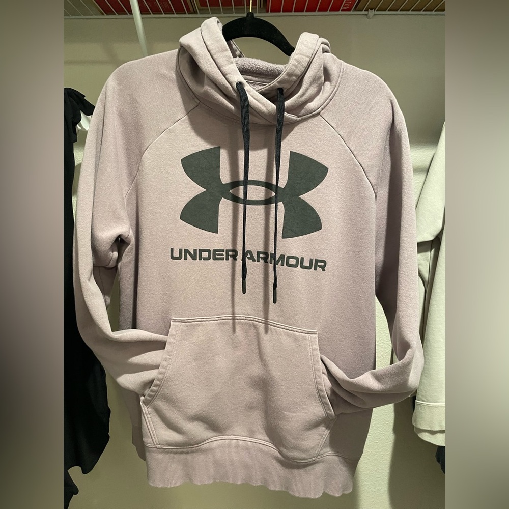 Under Armour Light Purple pullover -L